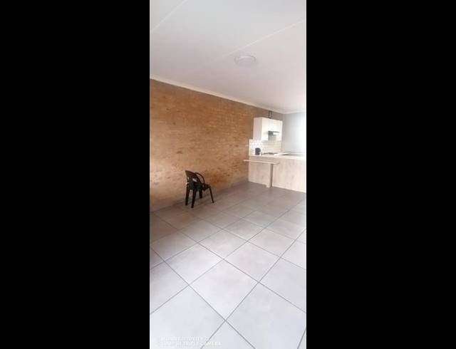 2 BEDROOM PROPERTY TO RENT IN POMONA